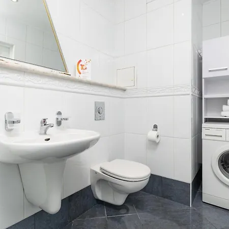 Jantar -port Kolobrzeg- Westerplatte Z Garazem Lägenhet *