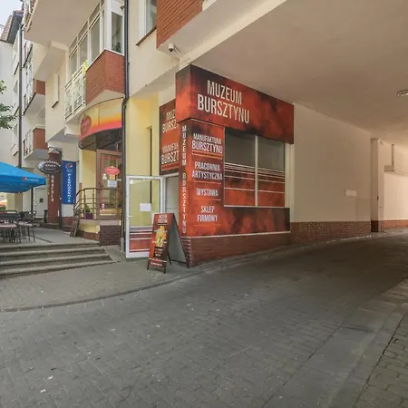 Lägenhet Jantar -port Kolobrzeg- Westerplatte Z Garazem Kołobrzeg