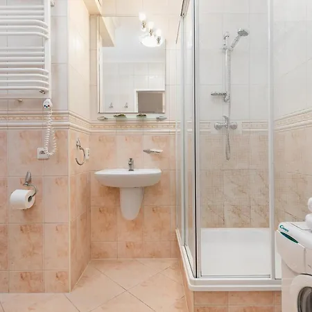 Jantar -port Kolobrzeg- Westerplatte Z Garazem Apartment *