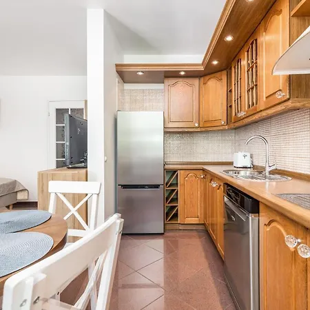 Lägenhet Jantar -port Kolobrzeg- Westerplatte Z Garazem Kołobrzeg