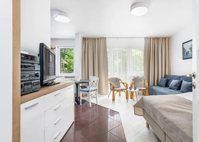 Jantar -port Kolobrzeg- Westerplatte Z Garazem * Kołobrzeg